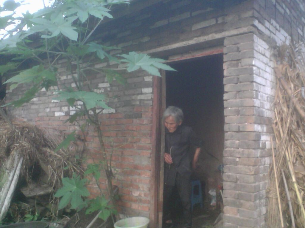 QQ图片20140625112351.jpg